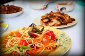 ภิญส้มตำ