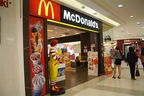 McDonald's (แมคโดนัลด์)