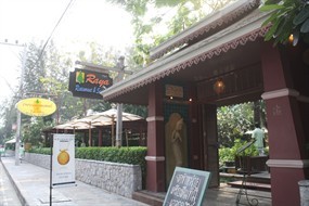 Raya Restaurant & Seafood