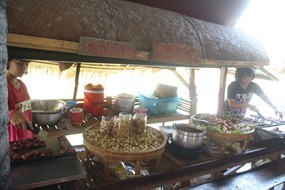 ขนมเกิน 100