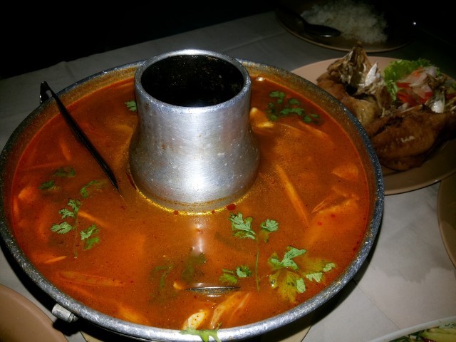 น้ำข้นต้มยำทะเล