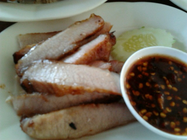 คอหมูย่าง 65 บาท