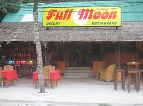 Full moon Restaurant 