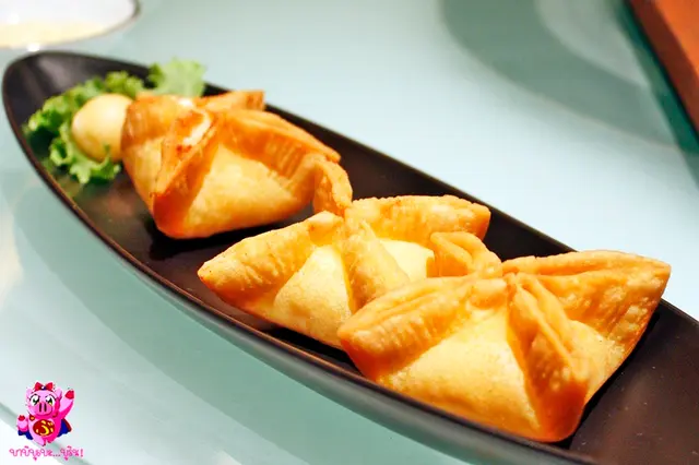 แป้งกรอบ ไส้แน่น