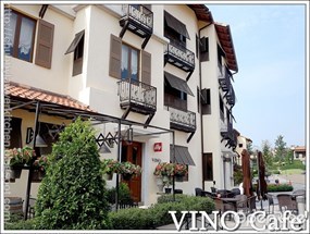 Vino Cafe'