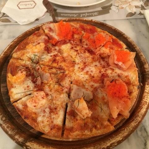 Pizza Half 220 บาท