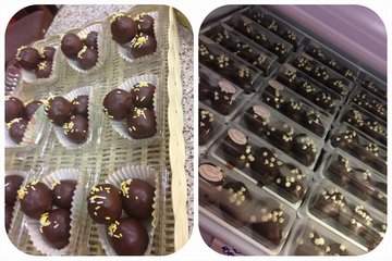 ขนมช็อกบอล