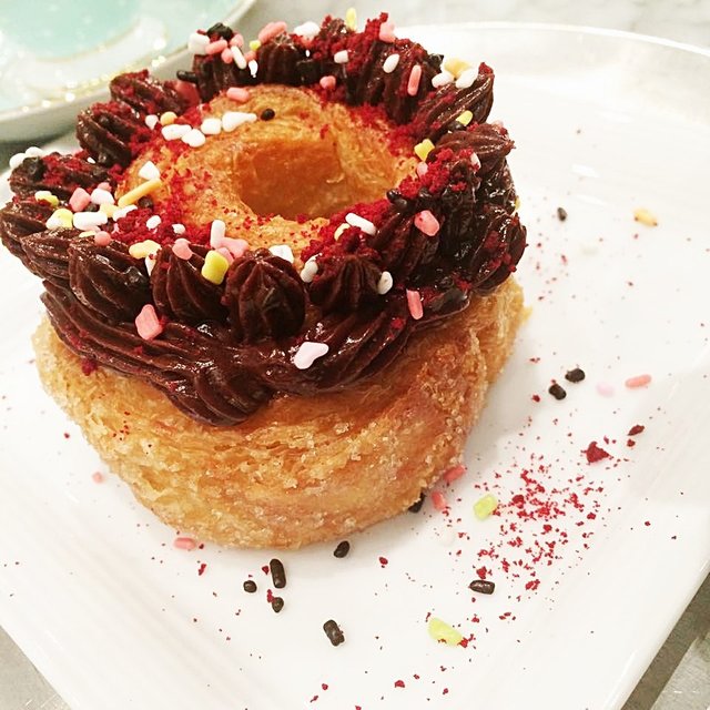 แต่งหน้าแล้ว อาจจะไม่สวย แต่เราตั้งใจนะ ฮ่าฮ่า