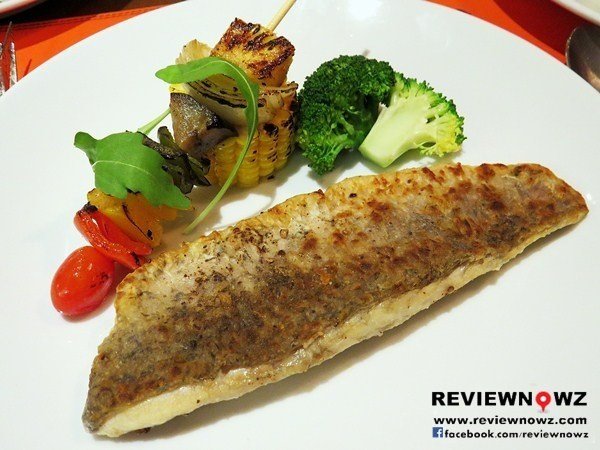 มาเป็นครึ่งตัวหนาดูดี ปรุงรสอ่อนบีบมะนาวจิ้มซอส โอเค