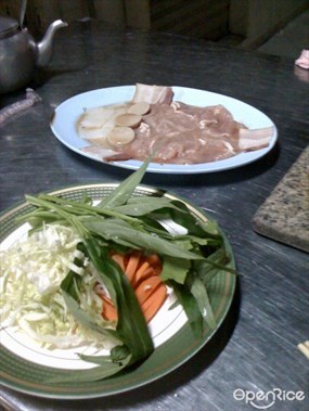 หมูกระทะสามพี่น้อง