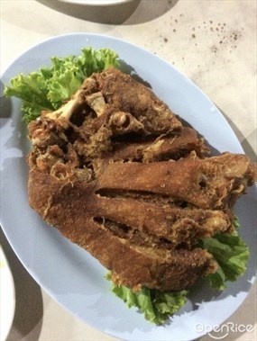 ครัวยายเปล่ง