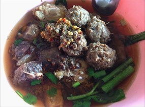 โตเกาเหลาเนื้อ วังมุกแลนด์