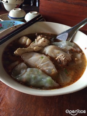 แม่มารวย ก๋วยเตี๋ยวปากหม้อ