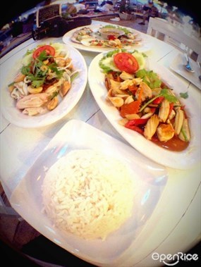 เรือนสบาย