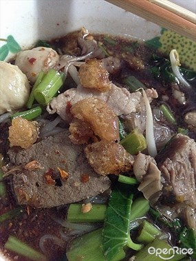 ก๋วยเตี๋ยวเรืออยุธยาป้าสมปอง