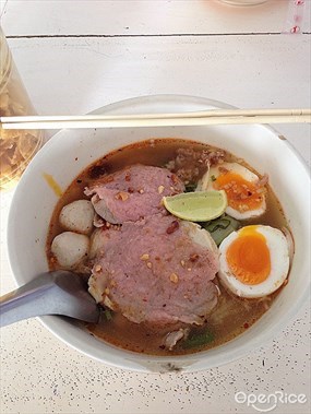 ก๋วยเตี๋ยวหมูต้มยำ