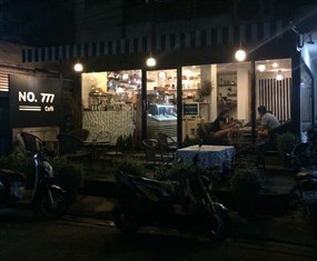 นัมเบอร์ 777 คาเฟ่