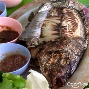 ส้มตำเจ๊แต๋ว