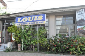 Louis Steak House