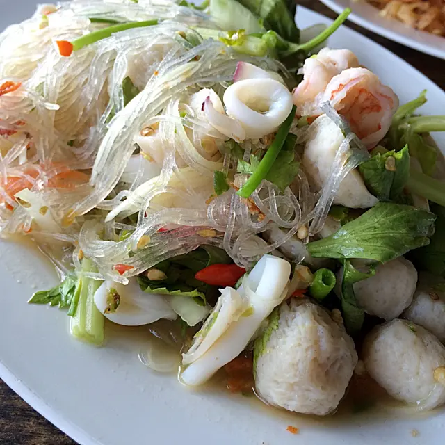 เครื่องเยอะใช้ได้เลยค่ะ สดๆทั้งนั้นเลย