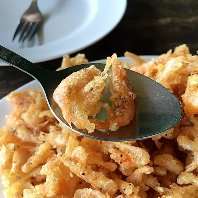 ตอนแรกคิดว่าจะมาเป็นแพๆค่ะ แต่มาเป็นฝอยๆแทน กรอบๆกรุบๆอร่อยค่ะ