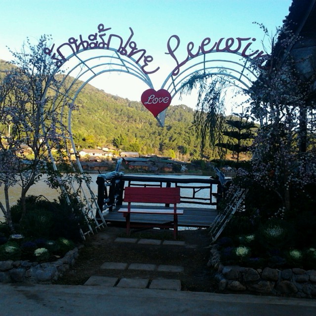 ซุ้มหัวใจ มุมน่ารักๆ ไว้ถ่ายรูป