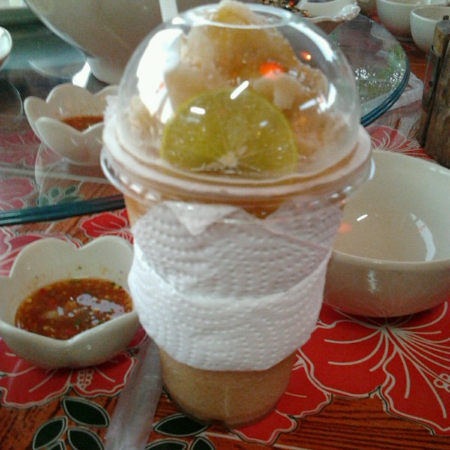 น้ำผึ้งป่ามะนาวปั่น