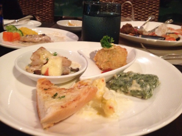 คือหยิบมาด้วยความหิวอีกเช่นเคย ชื่อเช่อไม่ได้จำเลยค่ะ