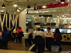 Mr. Shake (มิสเตอร์เชค)