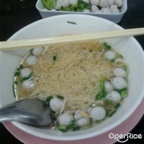 เลิศรส ก๋วยเตี๋ยว