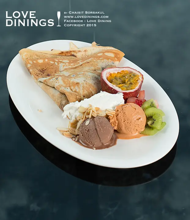 เครปและไอศครีม