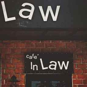 Cafe in Law
