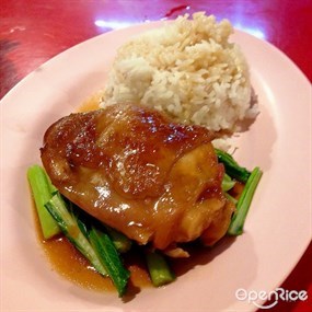 โก๋ปาน ขาหมูยาจีน