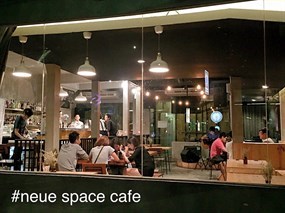 Neue Space Cafe