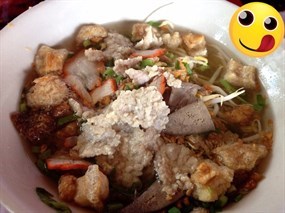 ก๋วยเตี๋ยวไทยป้าหอมจันทร์