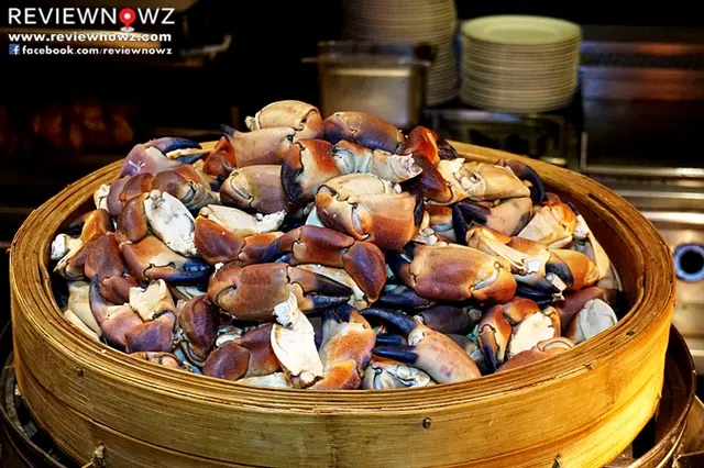 เมนูเด่นที่เป็นเอกลักษณ์ของที่นี่กระเทาะเปลือกมาให้เรียบร้อย แนะนำ