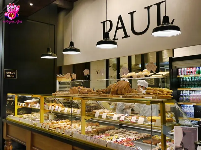 มุมขนมหน้าร้าน ละลานตามาก