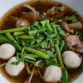 เกาเหลาเนื้อเปื่อย-หมูตุ๋น(นายโก๊ะอยุธยา)