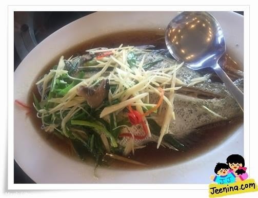 ปลากระพงนึ่งบ๊วย