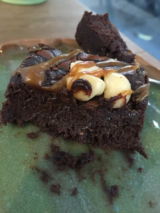 ออกเนื้อหนุบติดจานเลยค่ะ