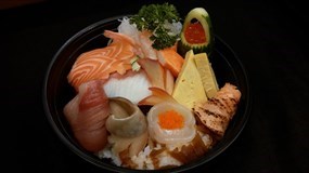Naeki Sushi (นาเอะกิ ซูชิ)