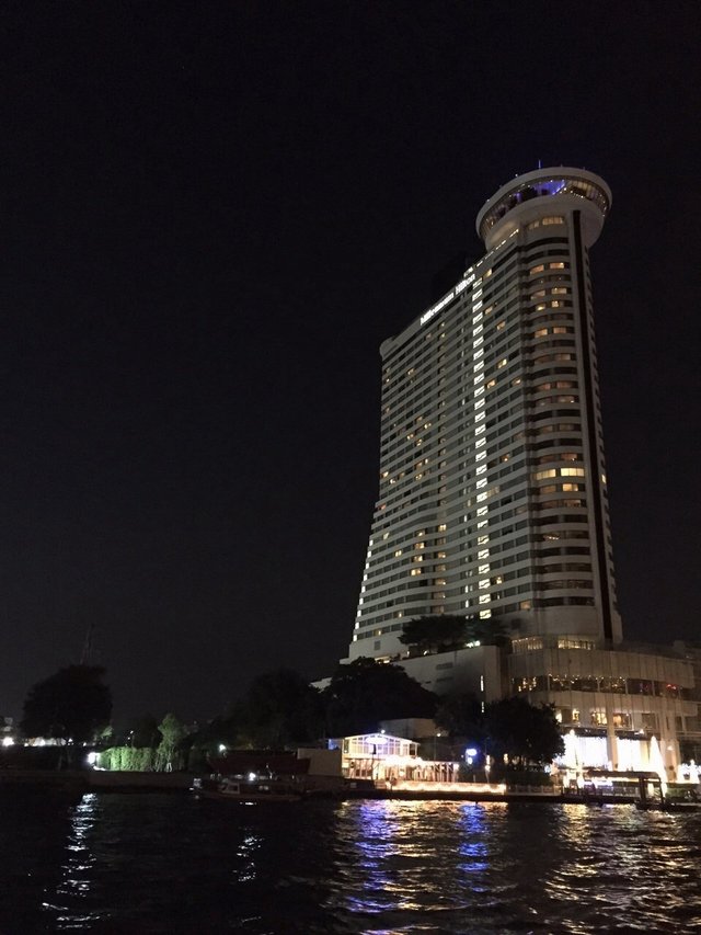 บรรยากาศโดยภาพรวม