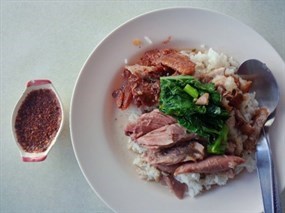 ข้าวขาหมูบางรัก
