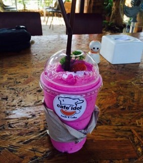 Cafe idol