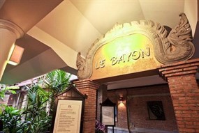 Le Bayon (เลอ บายน)