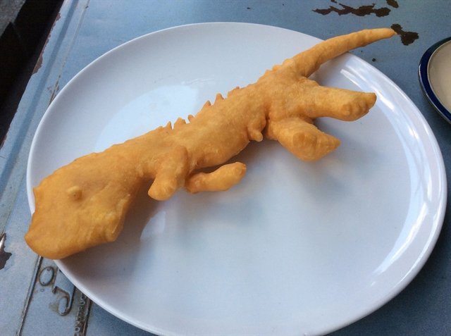 ไดโนเสาร์ทอดมาแล้ว