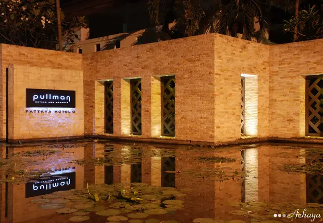 ทางเข้าโรงแรม