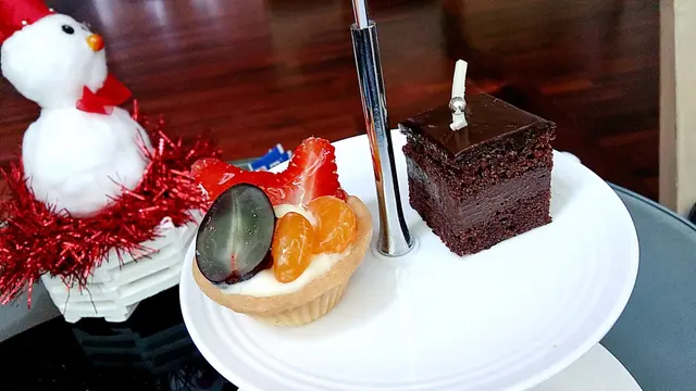 2 ชิ้นนี้อร่อยดีนะ