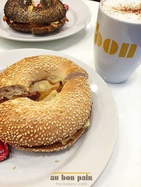 Au Bon Pain (โอ บอง แปง)