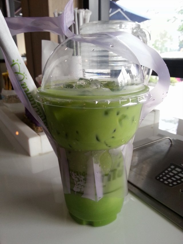 มัทฉะลาเต้เย็น